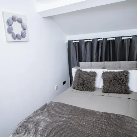 Zest Apartment One Manchester Exterior photo